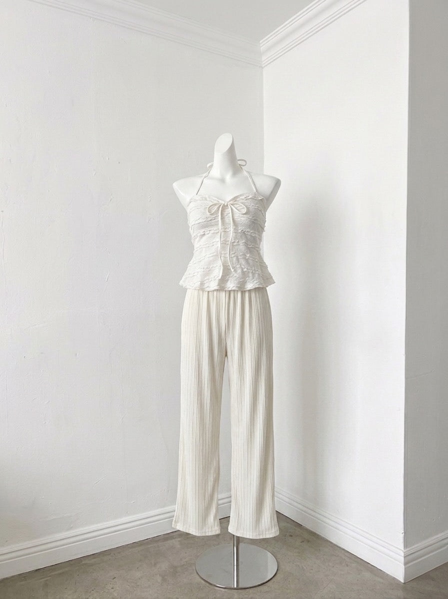 S03 Cream Delicate